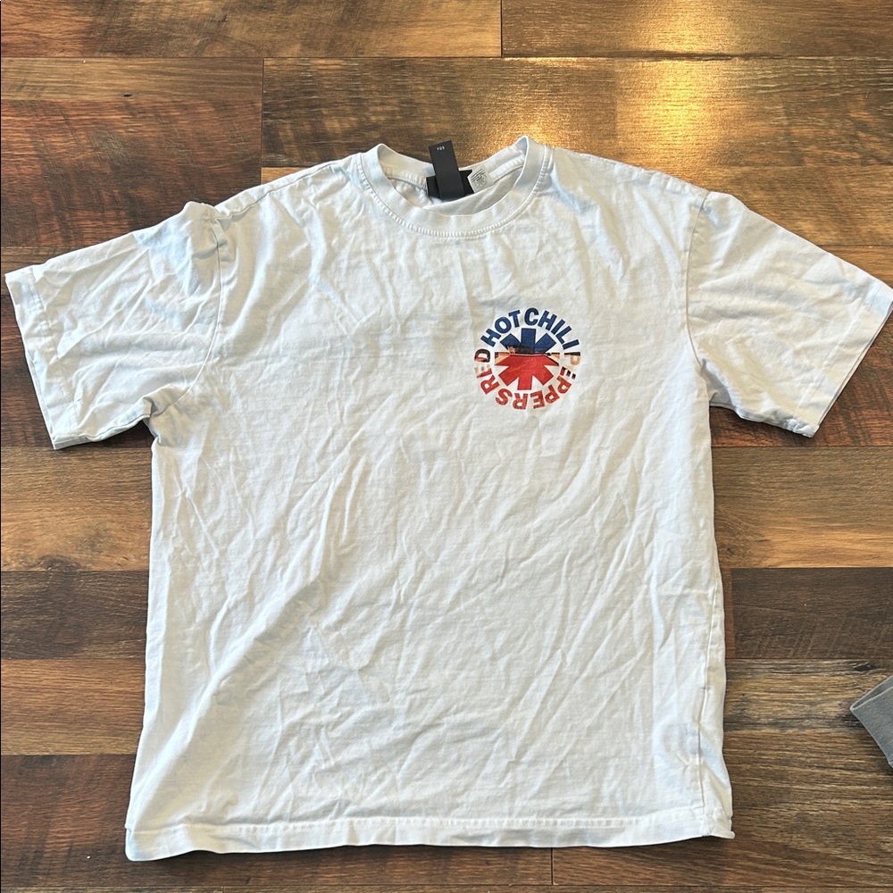 H&M Red Hot Chili Peppers Californiacation album Tee